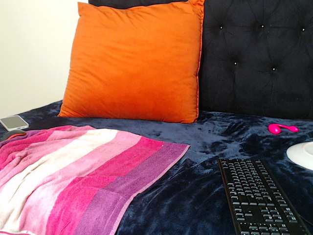 Sexyboobs97's BongaCams show and profile