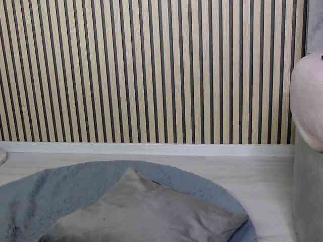 AbbieRaye webcam