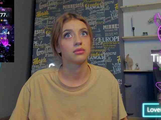 AbbieRaye webcam