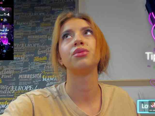 AbbieRaye webcam