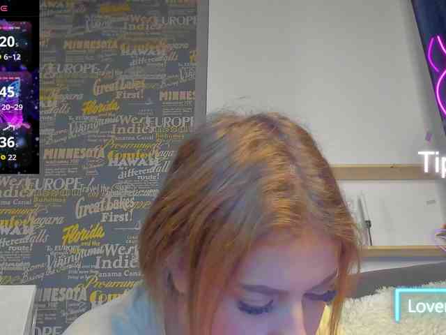 AbbieRaye webcam
