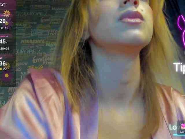 AbbieRaye webcam