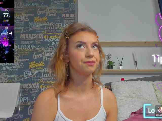 AbbieRaye webcam