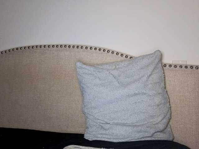 Xoxcat's BongaCams show and profile