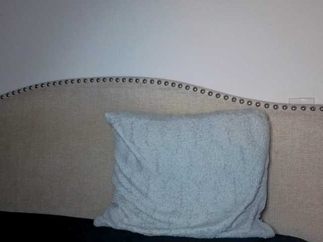 Xoxcat's BongaCams show and profile