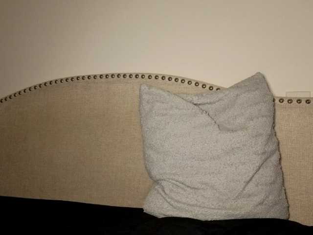 Xoxcat's BongaCams show and profile