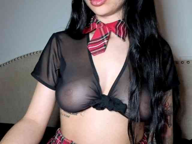 Xoxcat Live Webcam on BongaCams