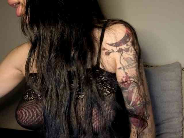 Xoxcat Live Webcam on BongaCams