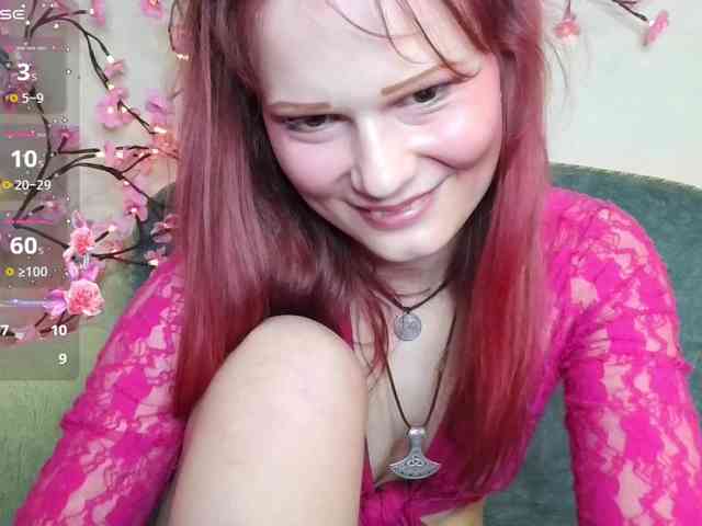Merry_Cherry webcam
