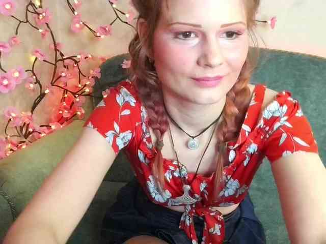 Merry_Cherry webcam