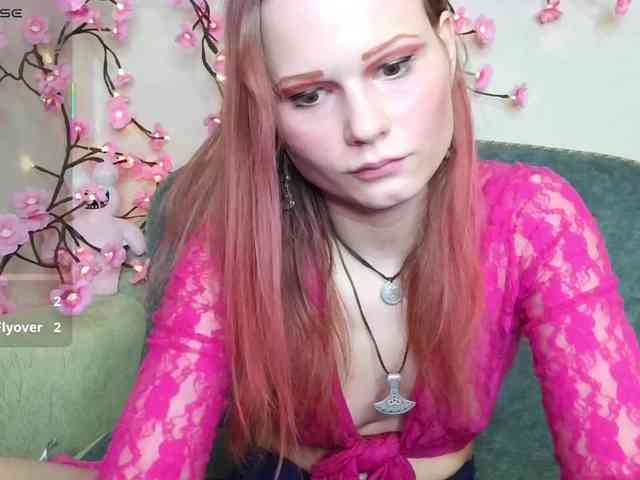 Merry_Cherry webcam