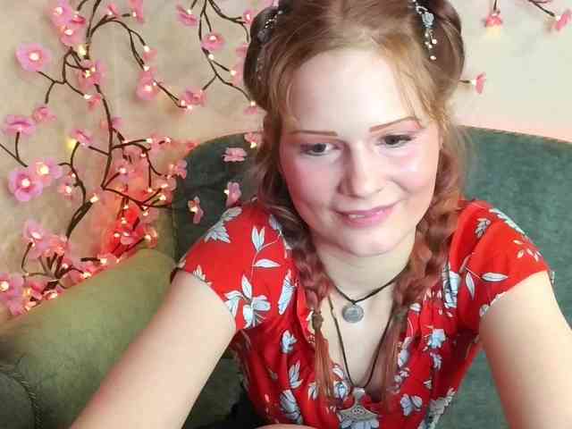 Merry_Cherry webcam