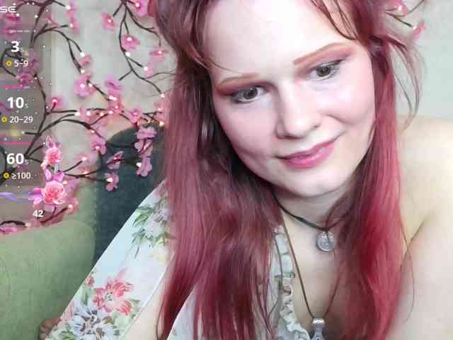 Merry_Cherry webcam