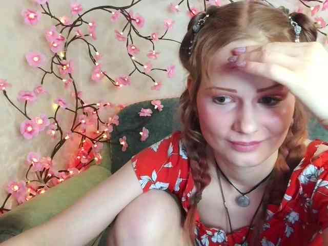Merry_Cherry webcam