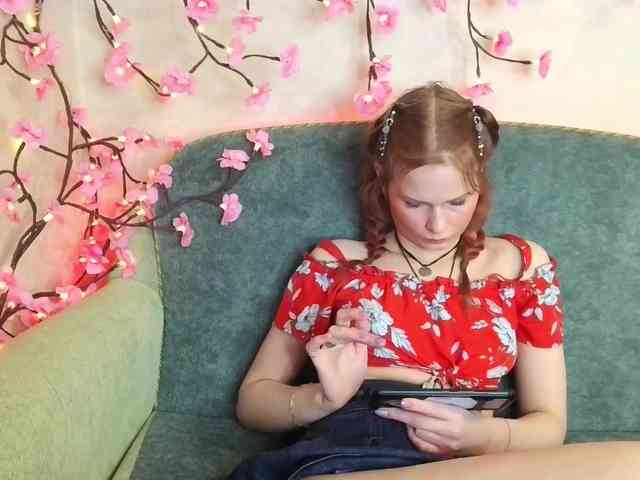 Merry_Cherry webcam