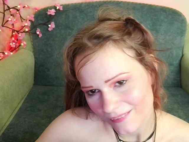 Merry_Cherry webcam