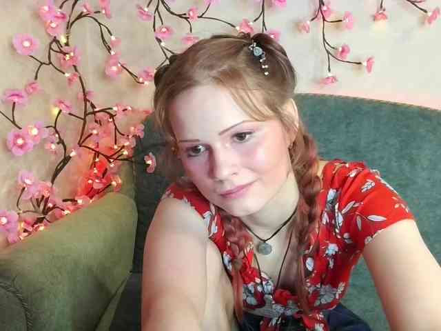 Merry_Cherry webcam