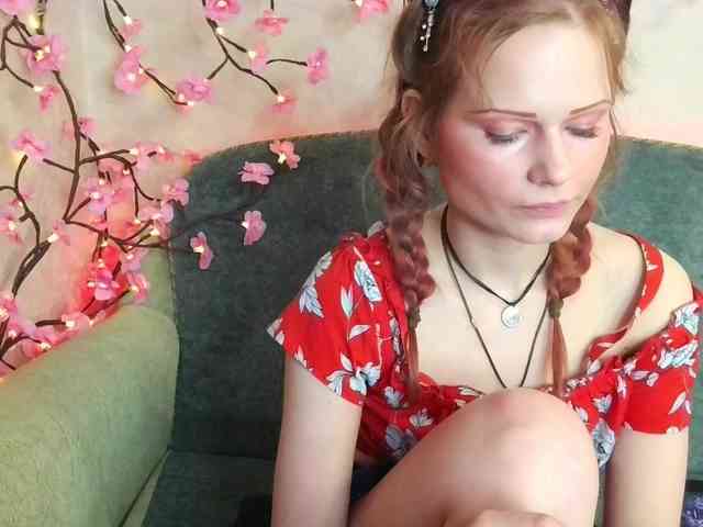 Merry_Cherry webcam