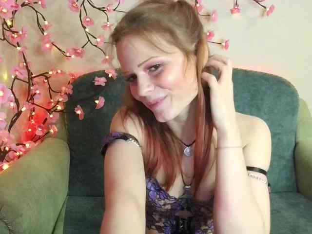 Merry_Cherry webcam