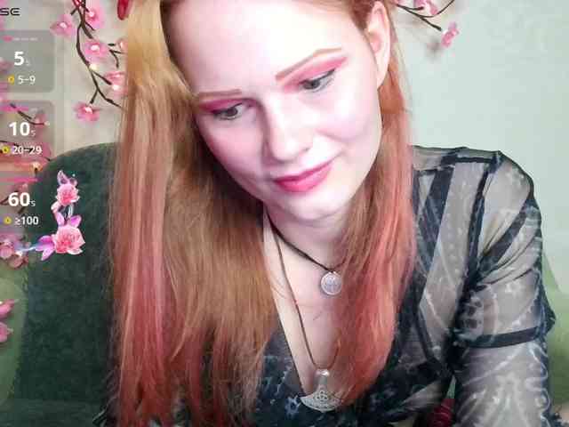 Merry_Cherry webcam