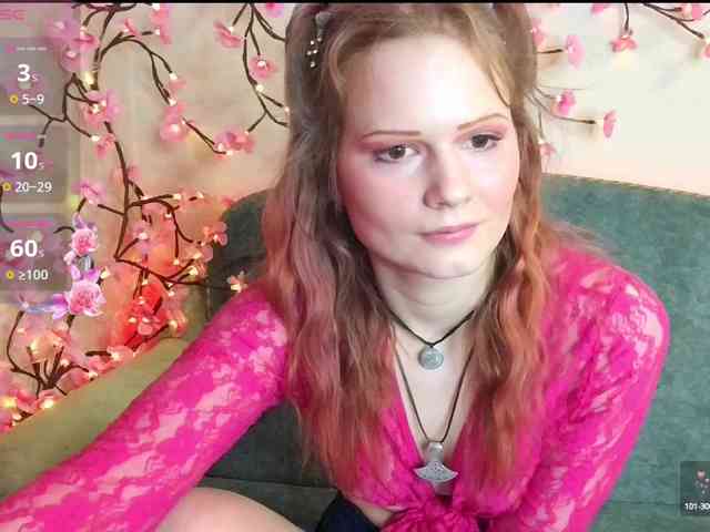 Merry_Cherry webcam