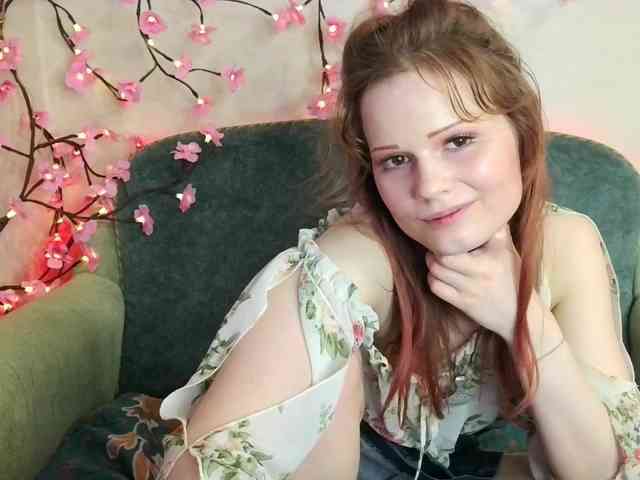 MerryChery Live Webcam on BongaCams