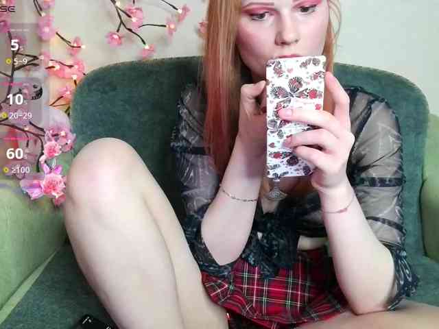 Merry_Cherry webcam