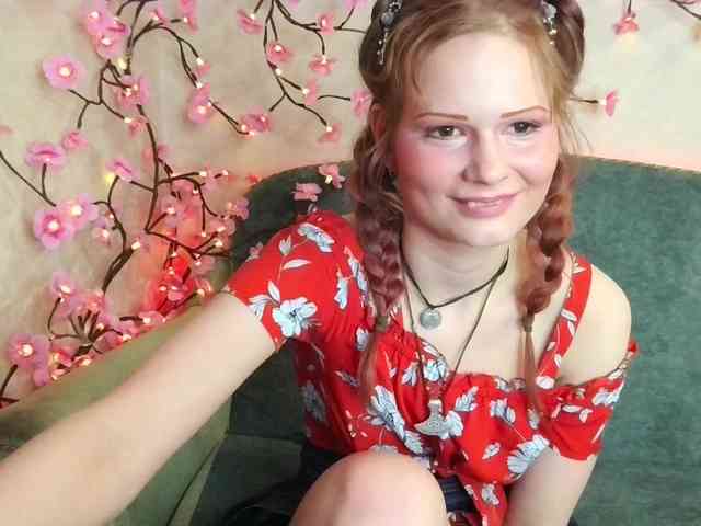 Merry_Cherry webcam