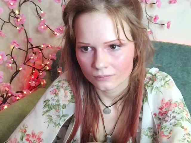 Merry_Cherry webcam