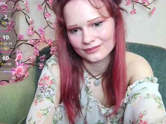 Merry_Cherry webcam