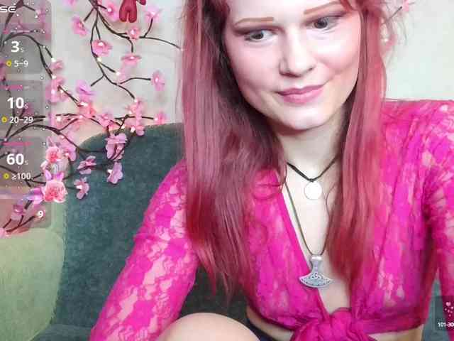 Merry_Cherry webcam