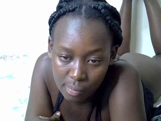 Sexxyvee224 webcam