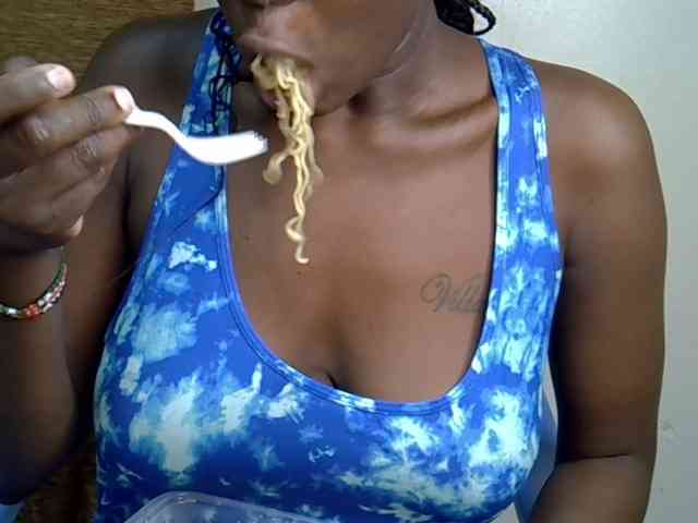 Sexxyvee224 webcam