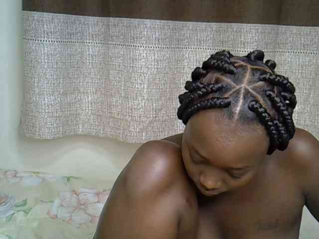 Sexxyvee224 webcam