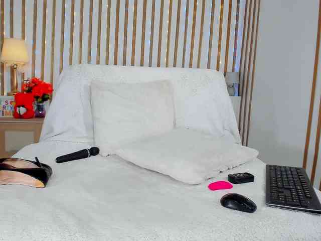 NatyPrecious webcam
