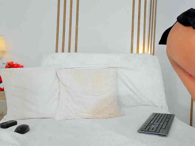 NatyPrecious webcam