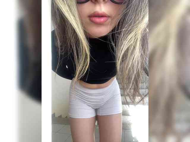 JULIE21 webcam