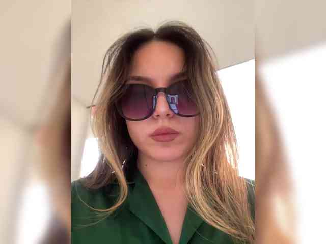 JULIE21 webcam