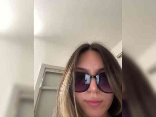 JULIE21 webcam