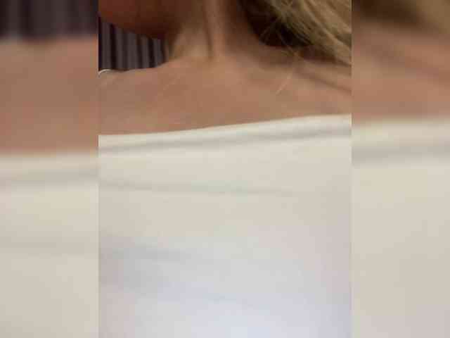 JULIE21 webcam