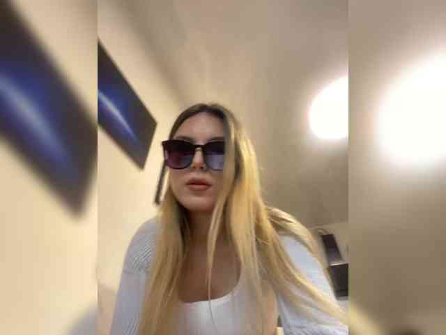 JULIE21 webcam