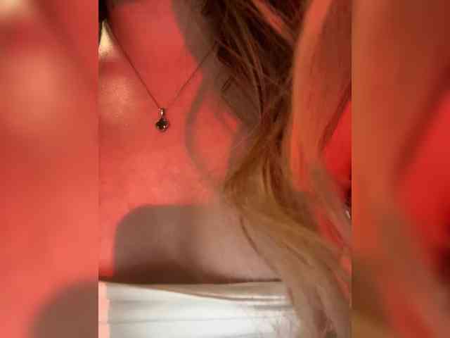 JULIE21 webcam