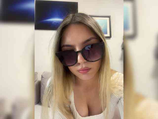 JULIE21 webcam