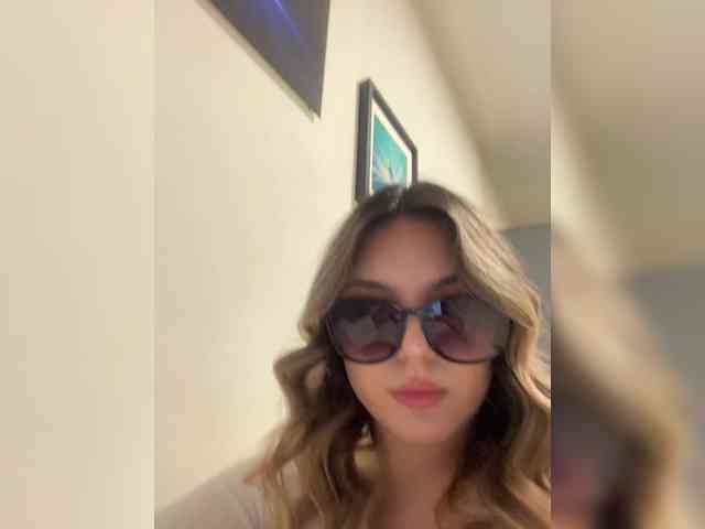 JULIE21 webcam