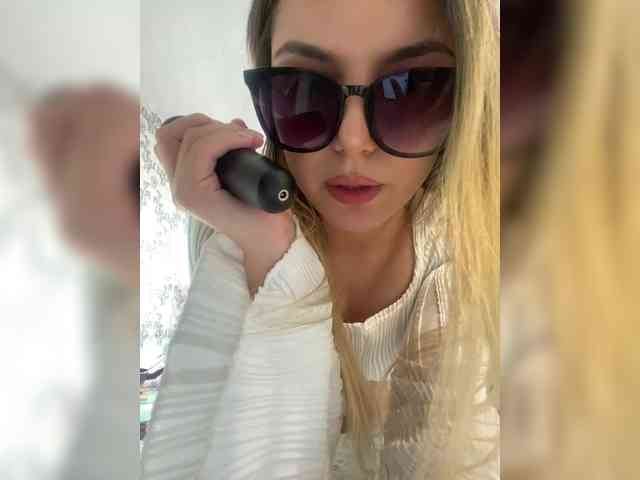 JULIE21