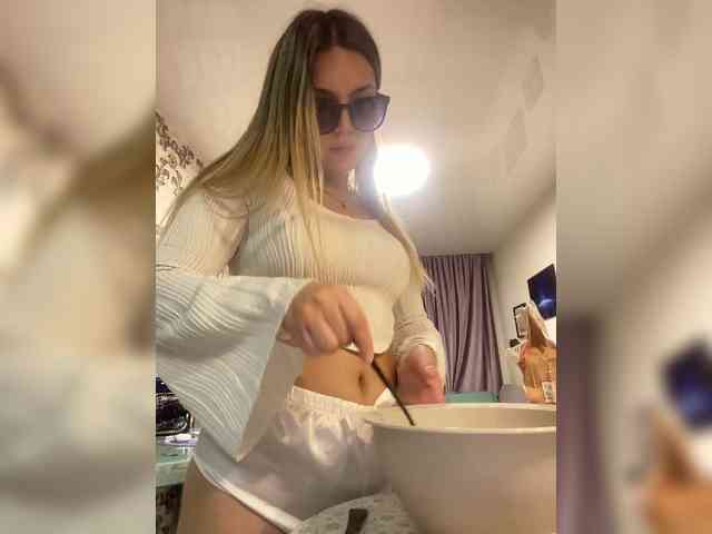 JULIE21 webcam