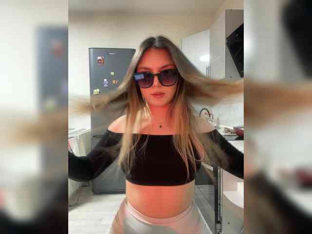 JULIE21 webcam