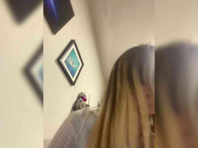JULIE21 webcam