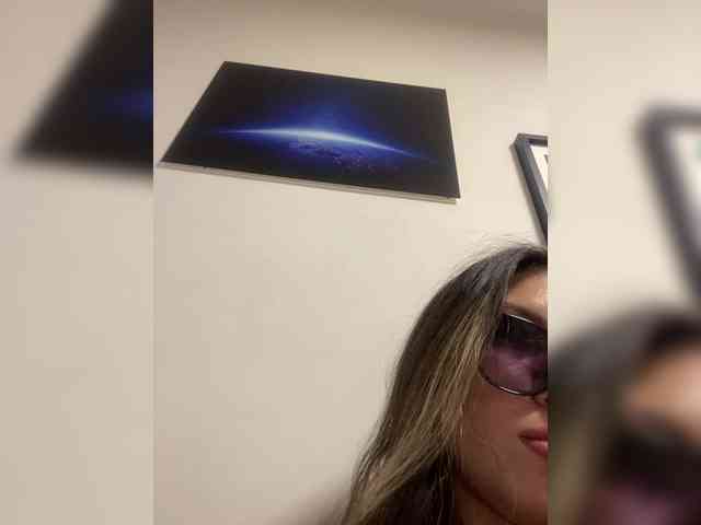 JULIE21 webcam