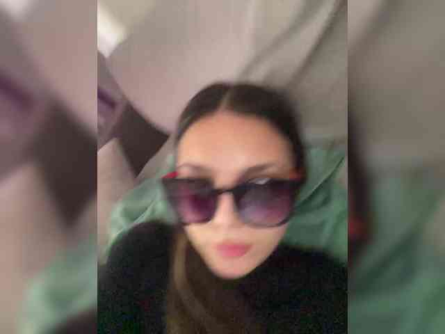 JULIE21 webcam
